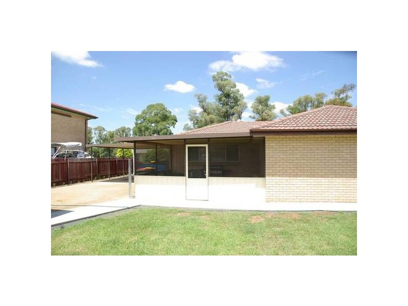 11 Gould Street, Scone NSW 2337