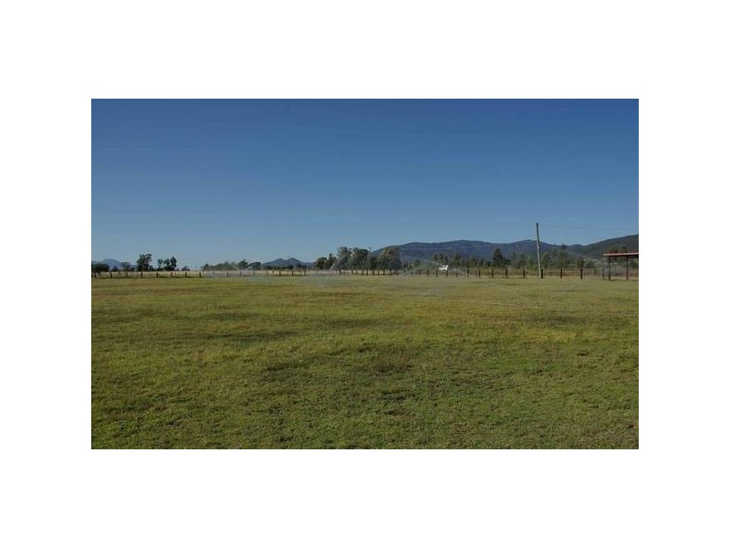 343 New England Highway, Scone NSW 2337