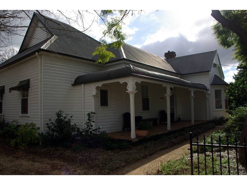 77 Park Street, Scone NSW 2337