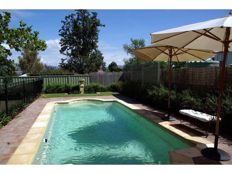 77 Park Street, Scone NSW 2337