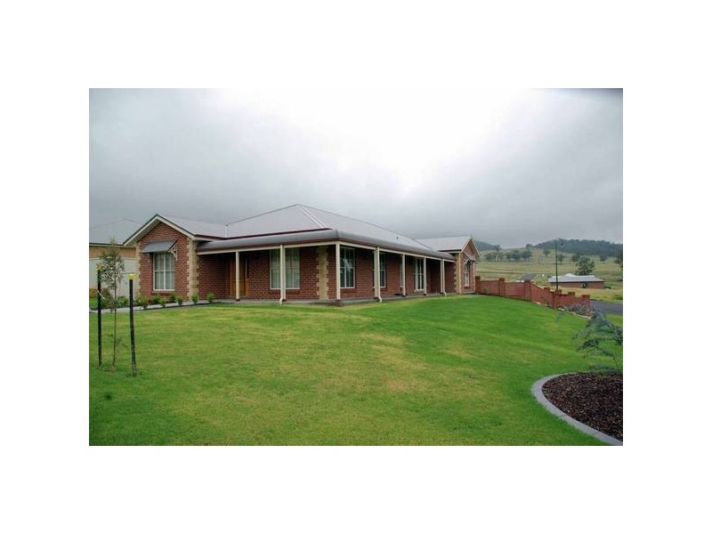 2 Redbank Drive, Scone NSW 2337