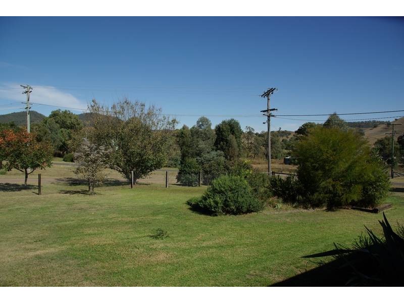 20 Duke Street, Gundy NSW 2337