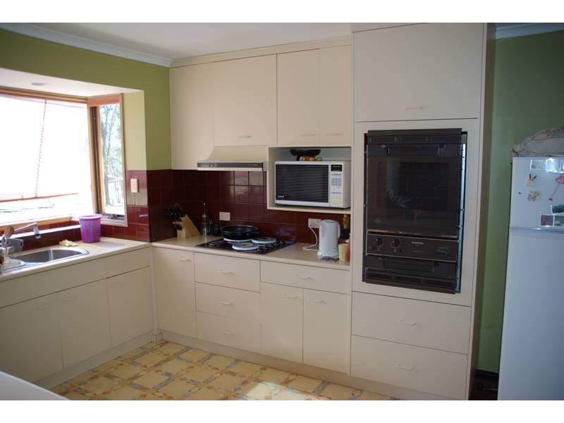 11 Tullong Road, Scone NSW 2337