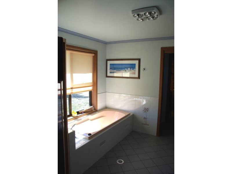 11 Tullong Road, Scone NSW 2337