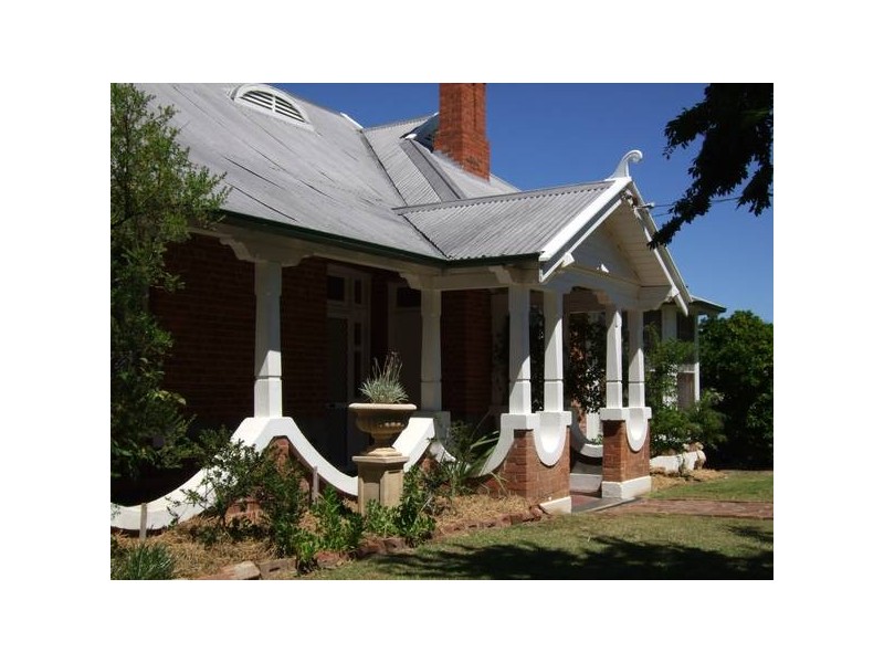 122 Henry Street, Quirindi NSW 2343