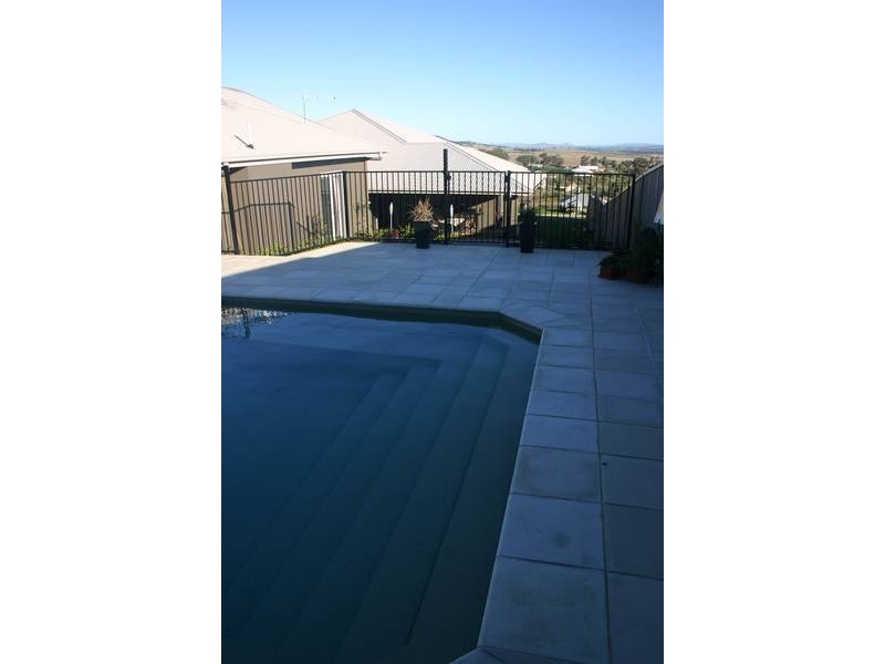 31 Redbank Drive, Scone NSW 2337