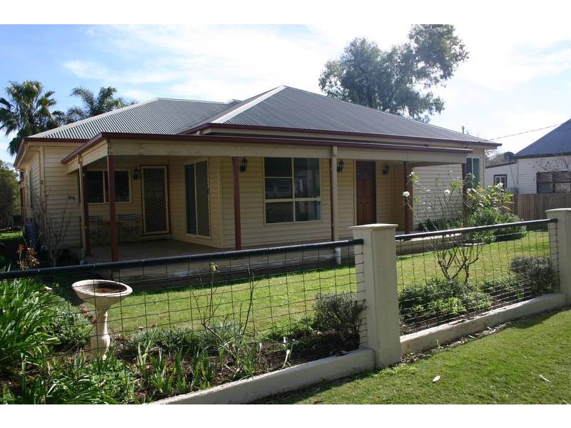 63 Waverley Street, Scone NSW 2337