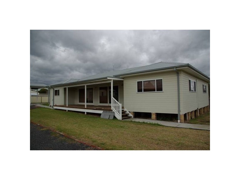 4 Hill Street, Scone NSW 2337