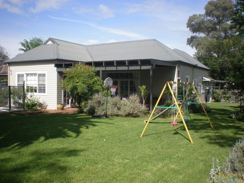 24 Oxford Road, Scone NSW 2337