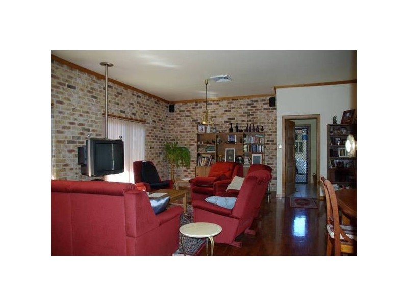 21 Waverley Street, Scone NSW 2337