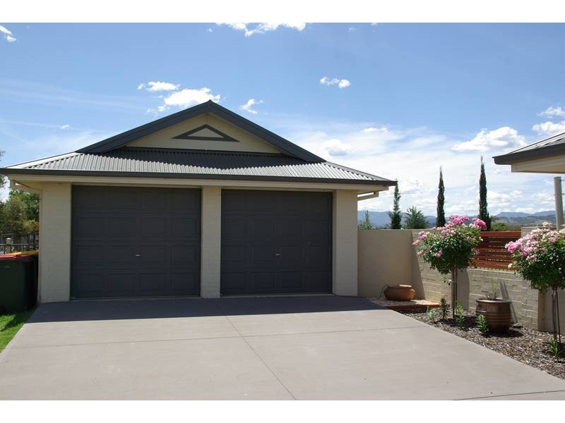 72 Gray Street, Scone NSW 2337