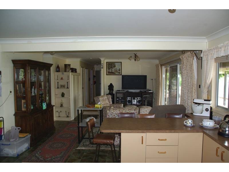 6 Wilson Street, Gundy NSW 2337