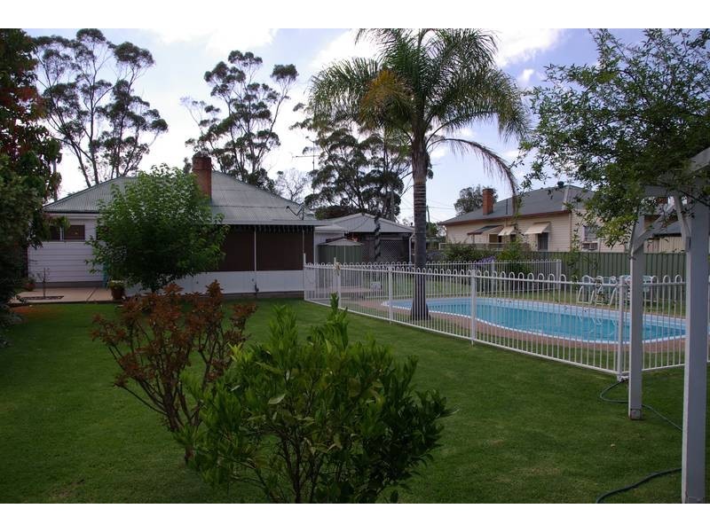 59 Oxford Road, Scone NSW 2337