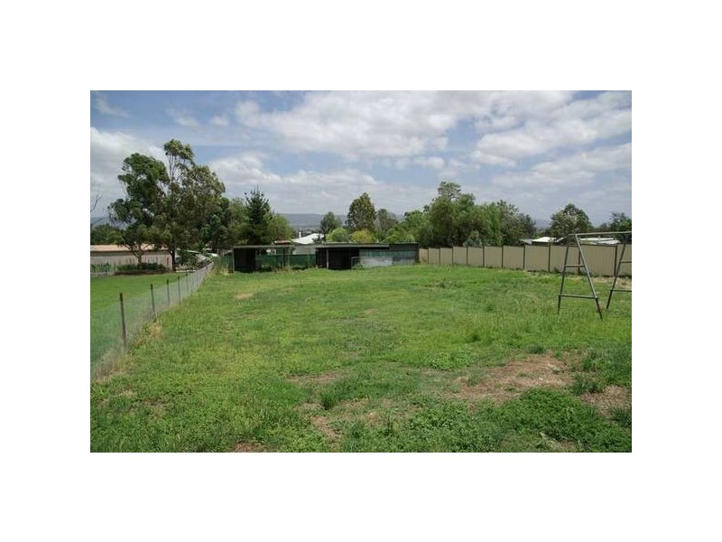 9 Mount Street, Aberdeen NSW 2336