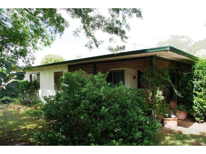 18 Satur Road, Scone NSW 2337