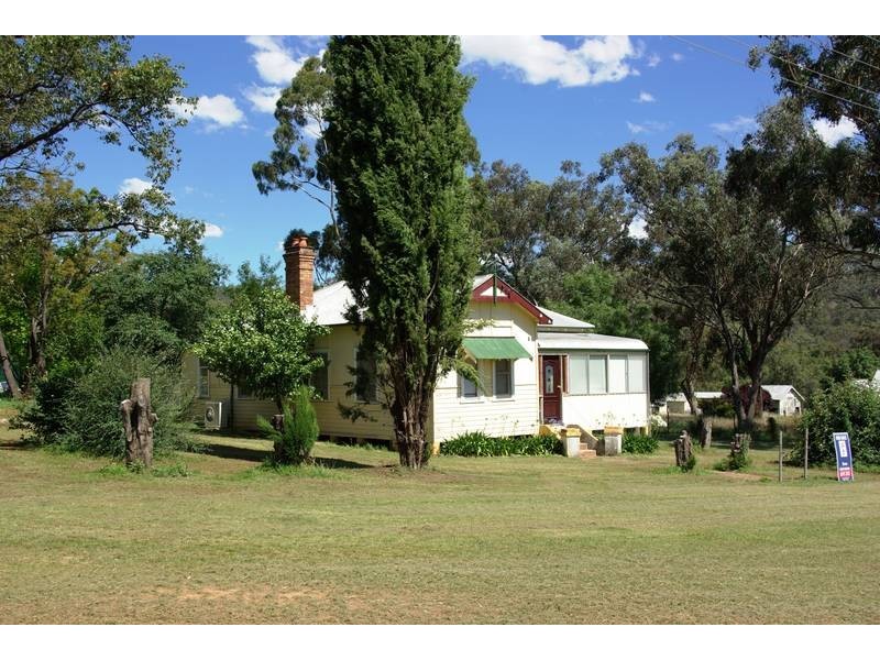 18 High Street, Moonan Flat NSW 2337