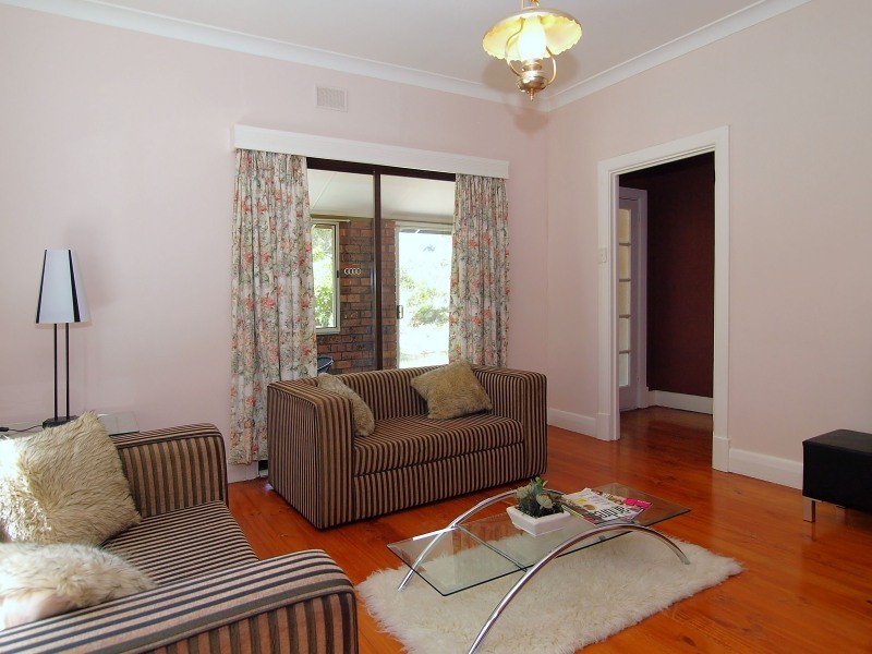 42 Moffett Street, Woodside SA 5244