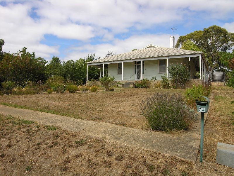 24 Junction Road, Balhannah SA 5242