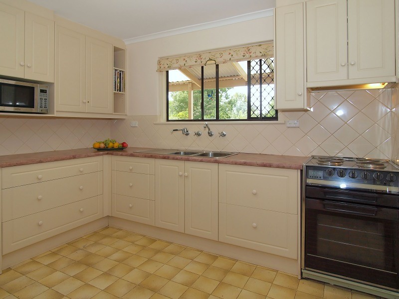 8 Hunt Road, Hahndorf SA 5245