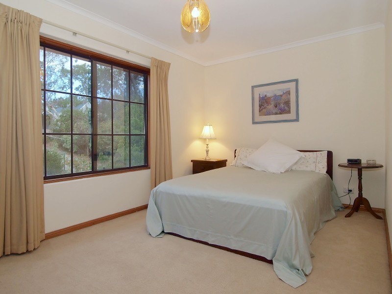 8 Hunt Road, Hahndorf SA 5245