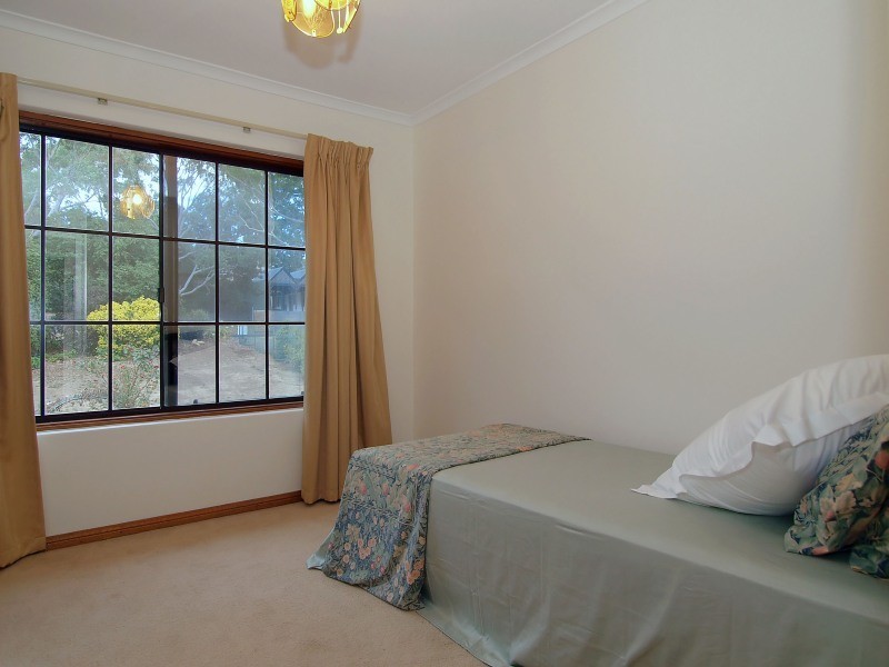 8 Hunt Road, Hahndorf SA 5245