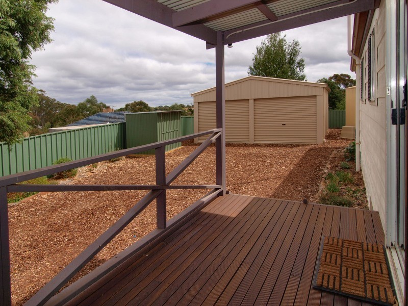 4 View Road, Woodside SA 5244
