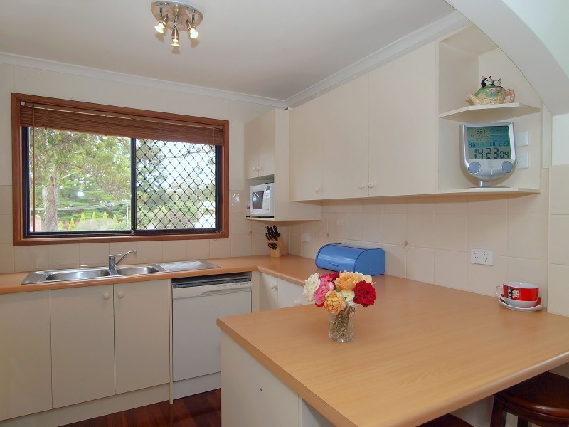 4 View Road, Woodside SA 5244