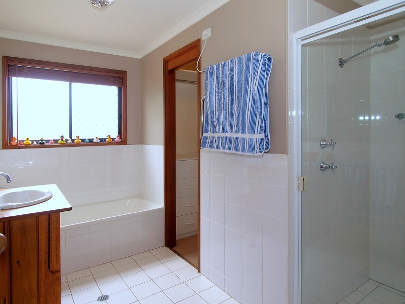 4 View Road, Woodside SA 5244