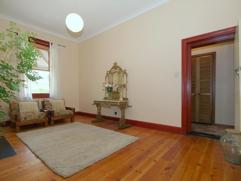 8 Exhibition Road, Mount Barker SA 5251