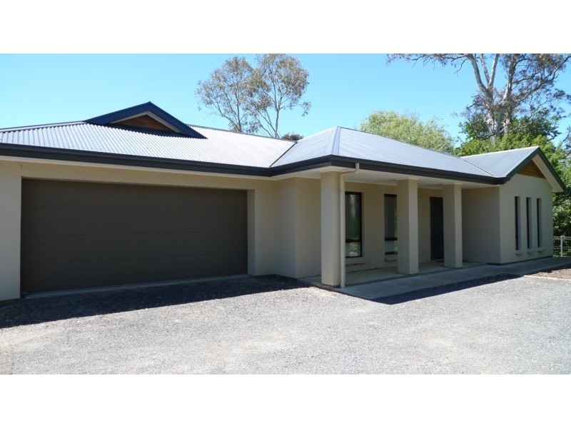 52 English Street, Hahndorf SA 5245