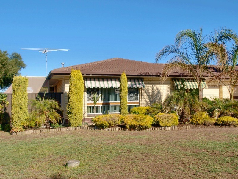 2/14 Tapping Crescent, North Haven SA 5018