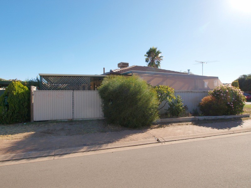 2/14 Tapping Crescent, North Haven SA 5018