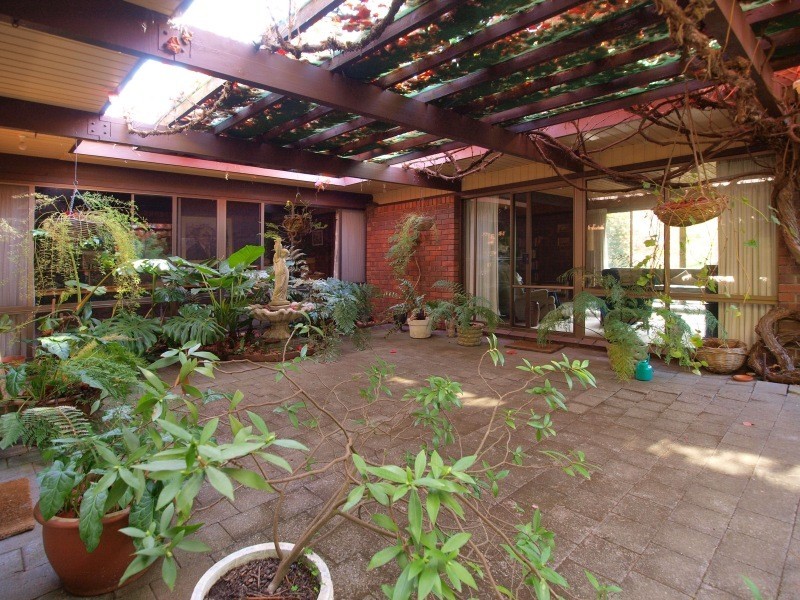 5 Fox Hill Road, Mount George SA 5155