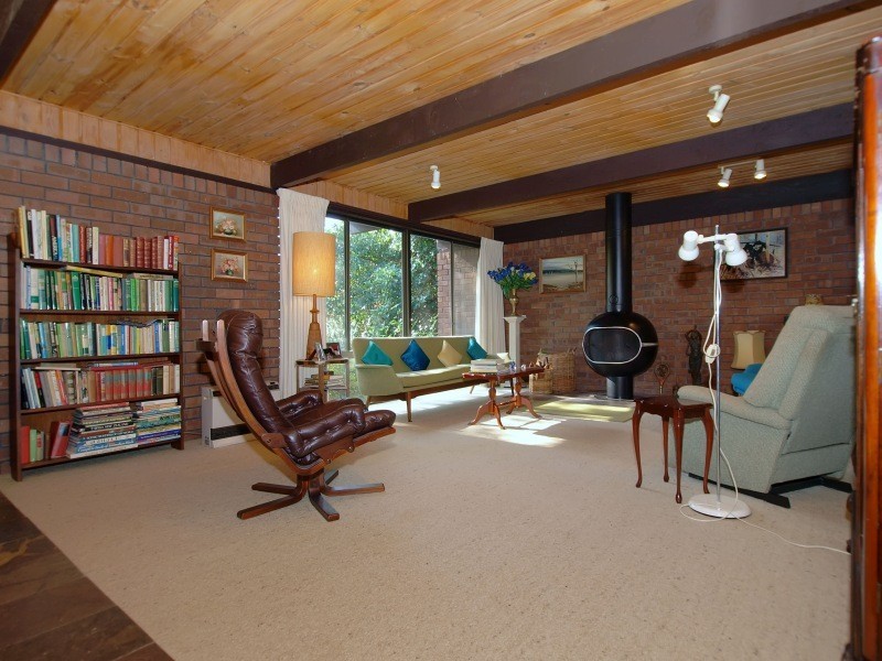 5 Fox Hill Road, Mount George SA 5155