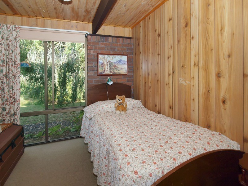 5 Fox Hill Road, Mount George SA 5155