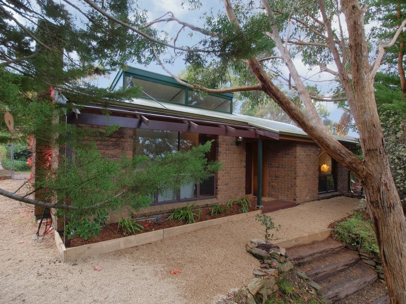 1 Hill View Road, Bridgewater SA 5155