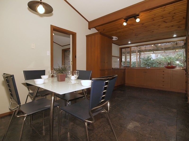 1 Hill View Road, Bridgewater SA 5155