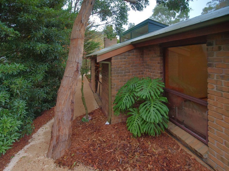 1 Hill View Road, Bridgewater SA 5155