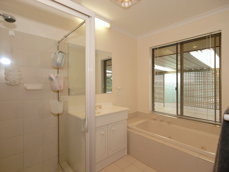 7 Fox Hill Road, Mount George SA 5155