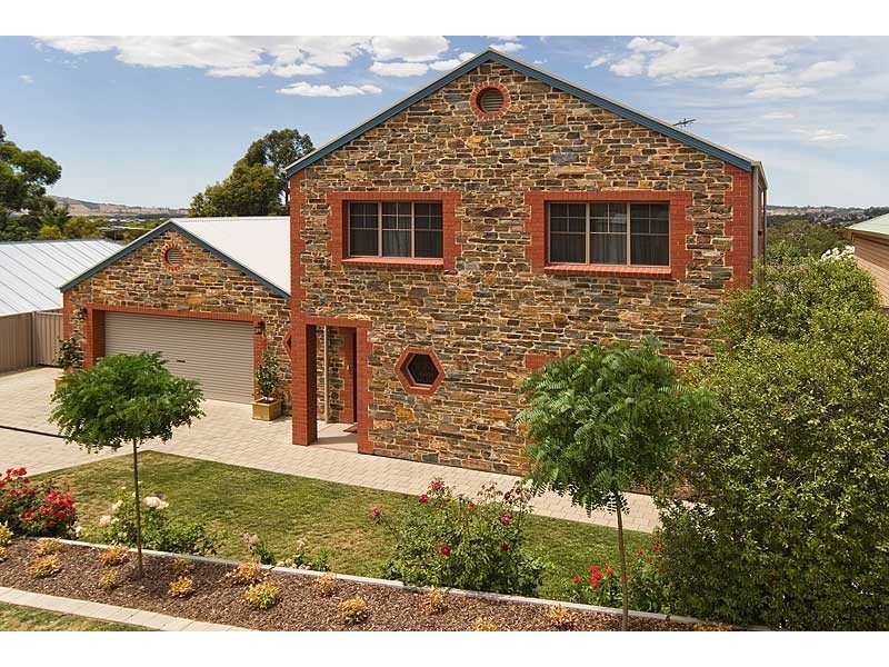 15 Silverwood Drive, Mount Barker SA 5251