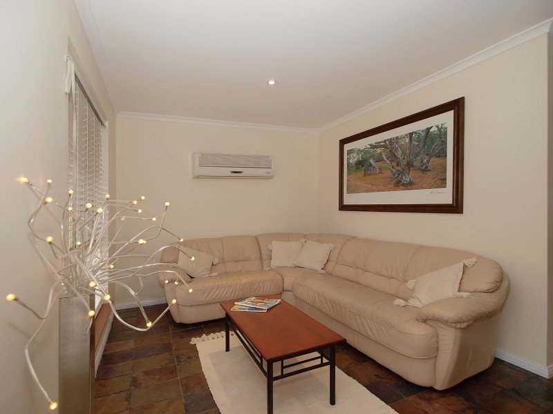 32 Jacaranda Drive, Woodside SA 5244