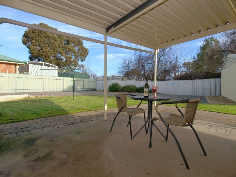 32 Jacaranda Drive, Woodside SA 5244