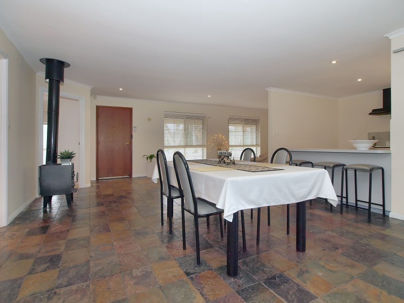 32 Jacaranda Drive, Woodside SA 5244