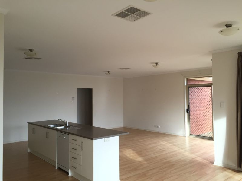 4 Pollard Street, Mount Barker SA 5251