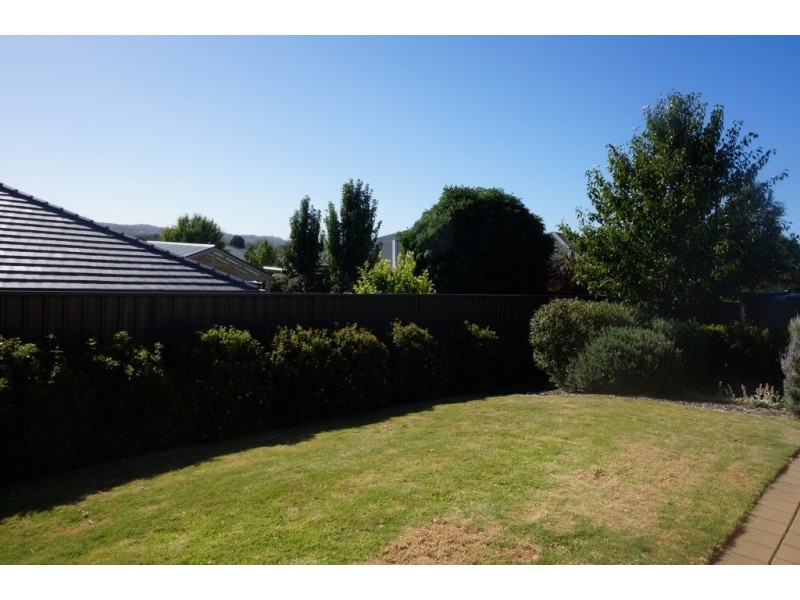 4 Pollard Street, Mount Barker SA 5251