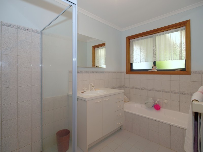 4 Heinrich Court, Mount Barker SA 5251