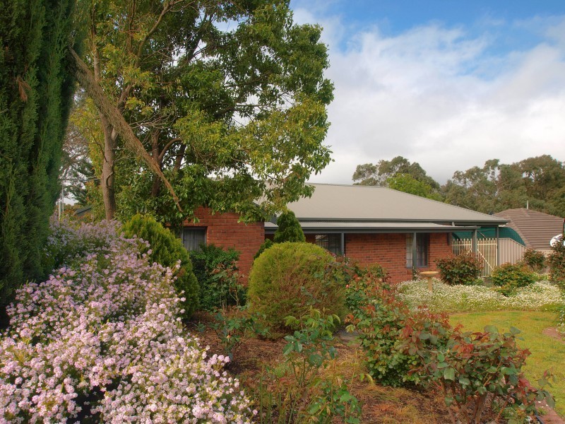 4 Heinrich Court, Mount Barker SA 5251