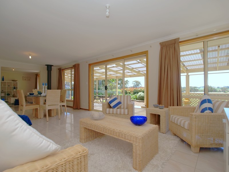 55 Jacaranda Drive, Woodside SA 5244