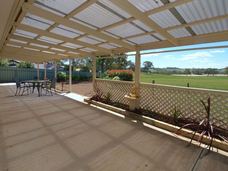 55 Jacaranda Drive, Woodside SA 5244