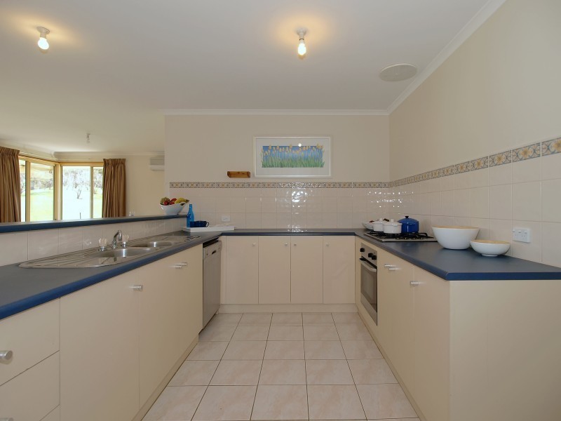 55 Jacaranda Drive, Woodside SA 5244